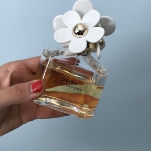 Marc Jacobs Daisy Fragrance 3.4 oz bottle